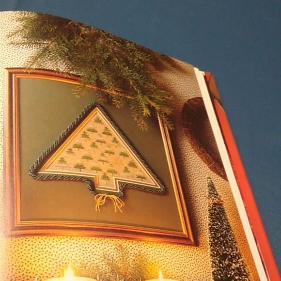 Cross Stitch Country Christmas Book - Picture 5 of 8
